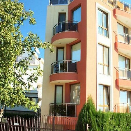 Fantasy Apartments Varna Exterior photo